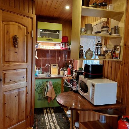Tonise Holiday Houses Lilbi  エクステリア 写真